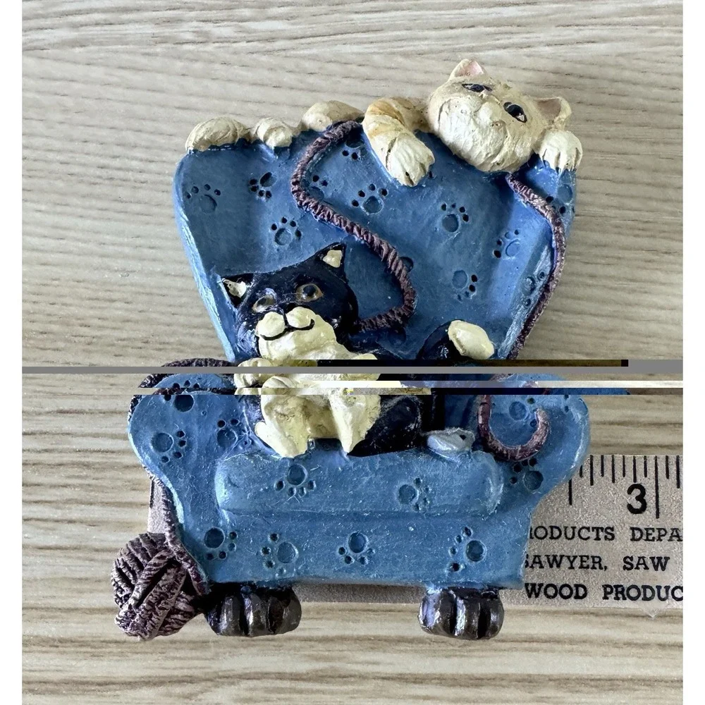 Cat Mouse Armchair Refrigerator Magnet Resin Kitty Yarn Paw Print Figurine